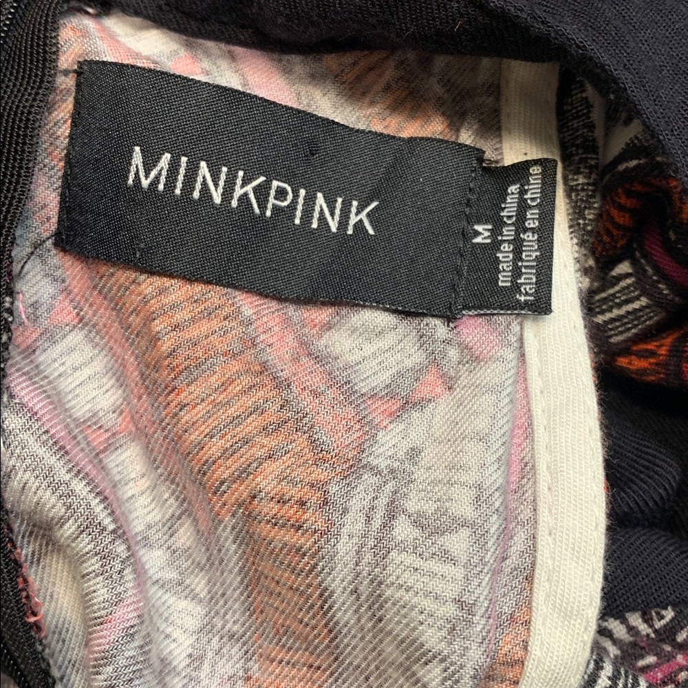🌹MINKPINK Black, White & Pink Pattern Sleeveless Romper - Picture 4 of 5